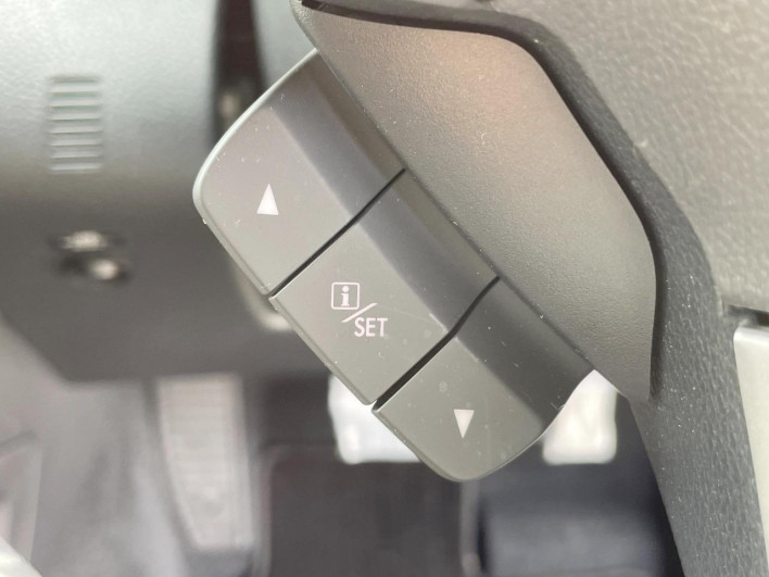 2017 Subaru Forester DBA-SJ5 (UW-69f1f7d572592)[24]