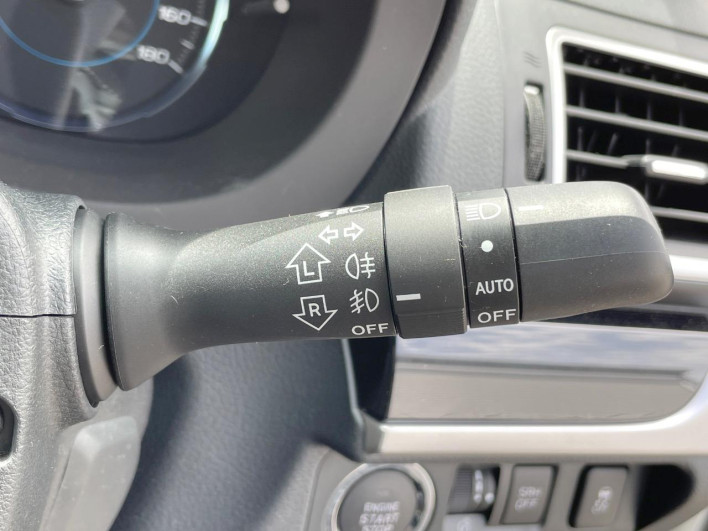 2017 Subaru Forester DBA-SJ5 (UW-69f1f7d572592)[27]