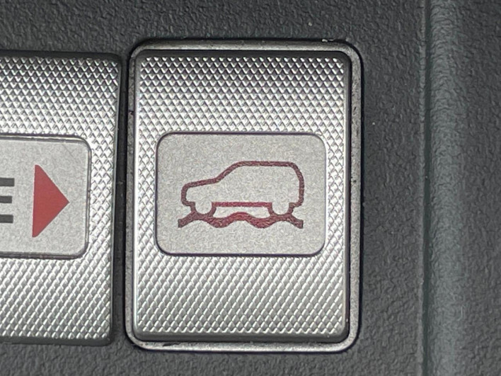 2017 Subaru Forester DBA-SJ5 (UW-69f1f7d572592)[23]