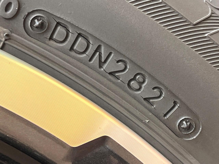 2021 Subaru Forester 5AA-SKE (UW-69f1f7d770a55)[8]