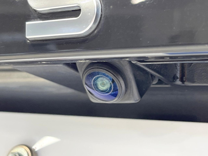 2022 Nissan Note 6AA-SNE13 (UW-69f1f7d882ff0)[11]