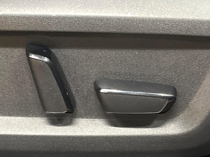 2023 Nissan X-Trail 6AA-SNT33 (UW-69f1f7d9307ba)[28]