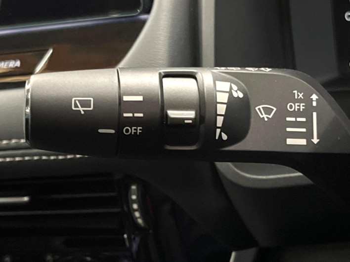 2023 Nissan X-Trail 6AA-SNT33 (UW-69f1f7d9307ba)[19]