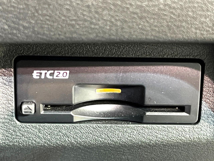 2024 Nissan X-Trail 6AA-SNT33 (UW-69f1f7d96e5bb)[14]