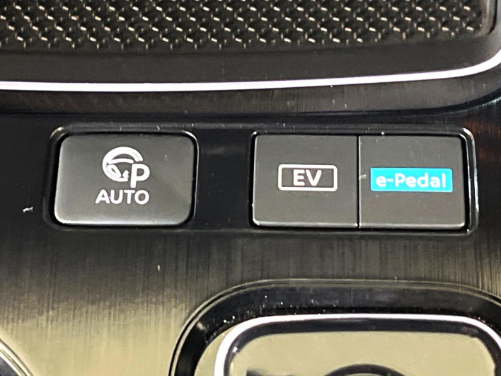 2024 Nissan X-Trail 6AA-SNT33 (UW-69f1f7d96e5bb)[20]