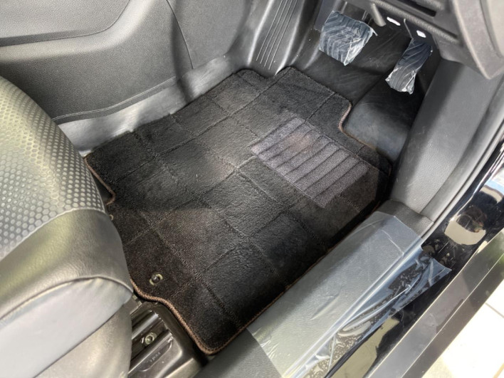 2019 Nissan X-Trail DBA-T32 (UW-69f1f7dab1c36)[28]