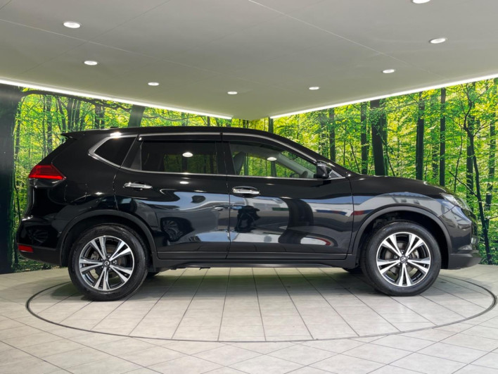 2019 Nissan X-Trail DBA-T32 (UW-69f1f7dab1c36)[6]