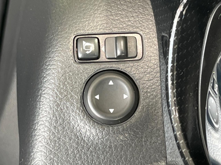 2019 Nissan X-Trail DBA-T32 (UW-69f1f7dab1c36)[27]