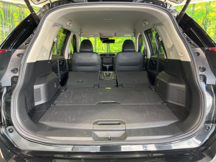 2019 Nissan X-Trail DBA-T32 (UW-69f1f7dab1c36)[18]