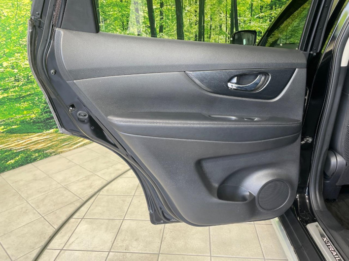 2016 Nissan X-Trail DBA-T32 (UW-69f1f7dab5c45)[25]