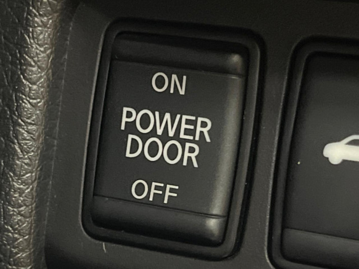 2017 Nissan X-Trail DBA-T32 (UW-69f1f7daf2efa)[21]