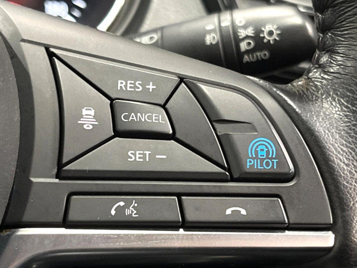 2017 Nissan X-Trail DBA-T32 (UW-69f1f7daf2efa)[16]