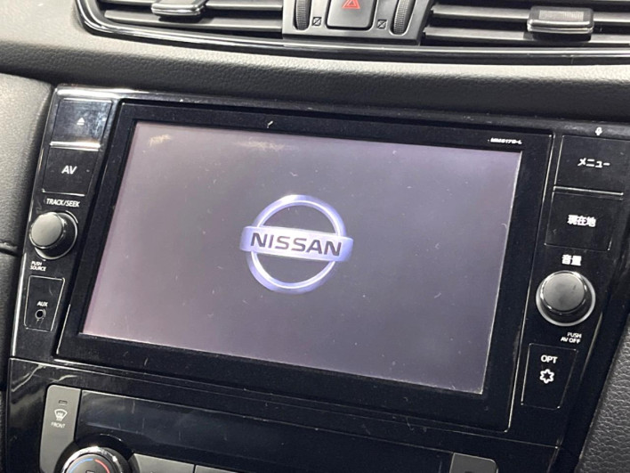 2017 Nissan X-Trail DBA-T32 (UW-69f1f7daf2efa)[4]