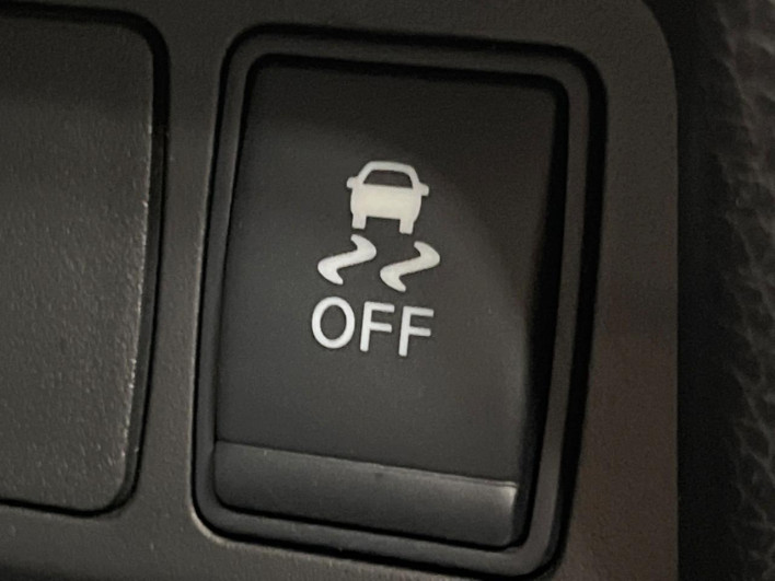 2017 Nissan X-Trail DBA-T32 (UW-69f1f7daf2efa)[23]