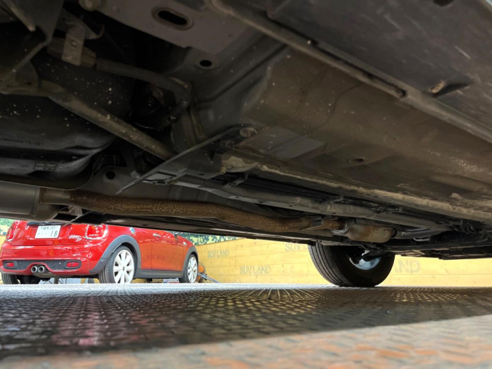 2017 Nissan X-Trail DBA-T32 (UW-69f1f7daf2efa)[28]