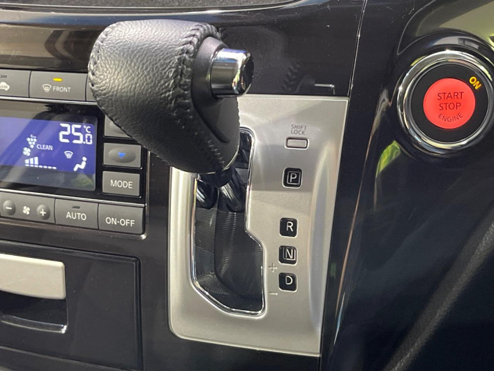 2018 Nissan Elgrand DBA-TNE52 (UW-69f1f7dba8380)[27]