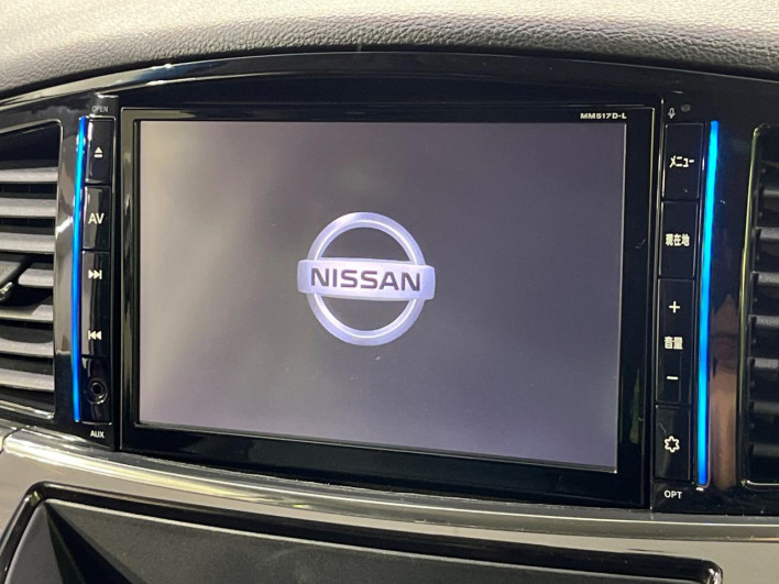 2018 Nissan Elgrand DBA-TNE52 (UW-69f1f7dba8380)[25]