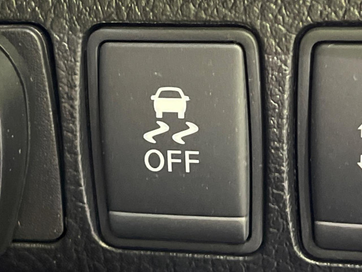 2018 Nissan Elgrand DBA-TNE52 (UW-69f1f7dba8380)[15]