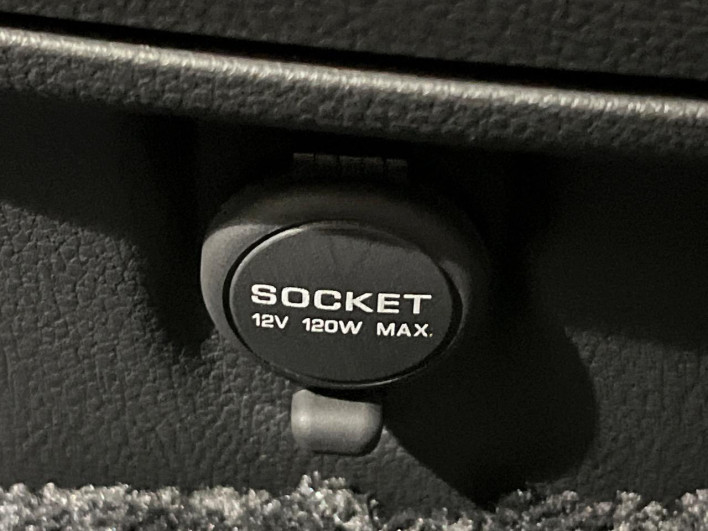 2018 Nissan Elgrand DBA-TNE52 (UW-69f1f7dba8380)[22]