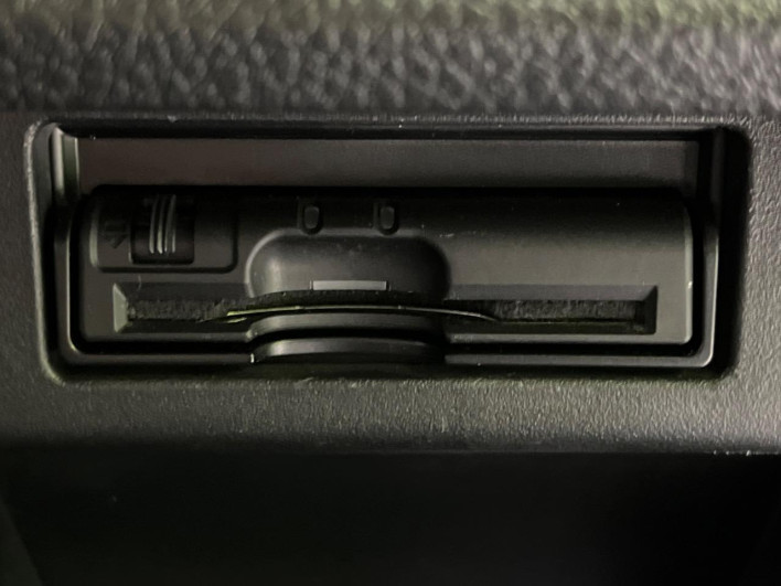 2018 Nissan Elgrand DBA-TNE52 (UW-69f1f7dba8380)[13]