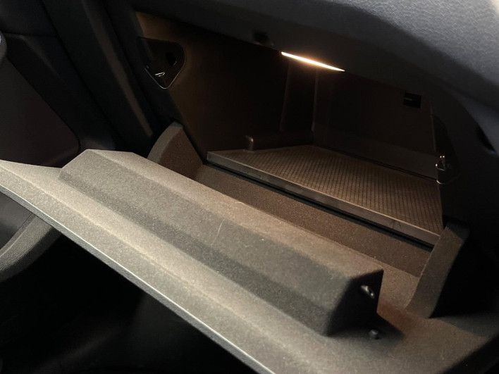 2021 BMW 2 Series 3DA-7M20 (UW-69f1f7e2e87e6)[24]