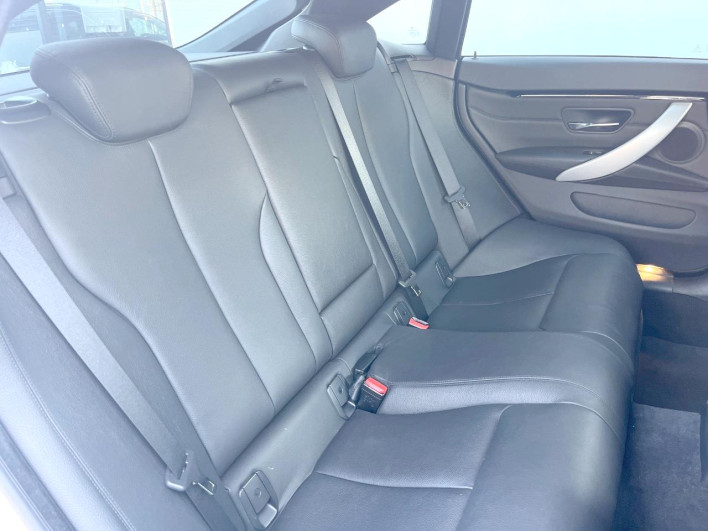 2015 BMW 4 Series DBA-4A28 (UW-69f1f7e3e391b)[19]