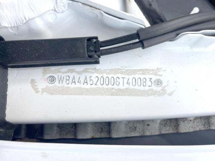 2015 BMW 4 Series DBA-4A28 (UW-69f1f7e3e391b)[1]
