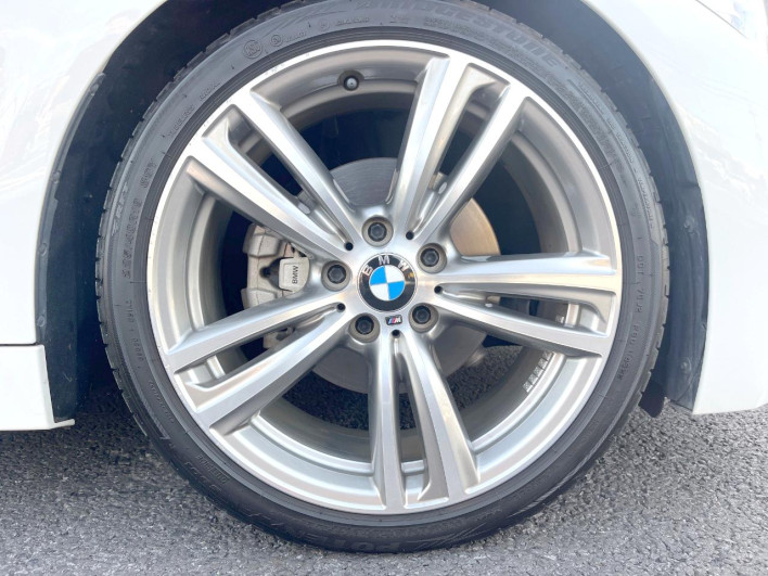 2015 BMW 4 Series DBA-4A28 (UW-69f1f7e3e391b)[17]
