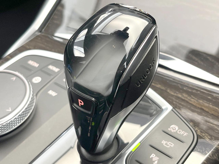 2019 BMW 3 Series 3DA-5V20 (UW-69f1f7e4e3eb2)[26]