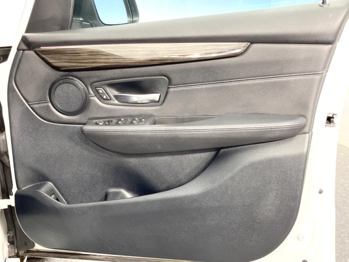 2019 BMW 2 Series DBA-6V15 (UW-69f1f7e4e88fe)[22]