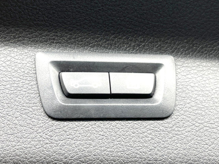 2019 BMW 2 Series DBA-6V15 (UW-69f1f7e4e88fe)[17]