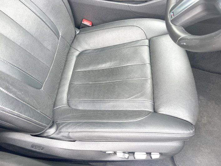 2018 BMW 5 Series DBA-JA20 (UW-69f1f7e54ceb6)[26]