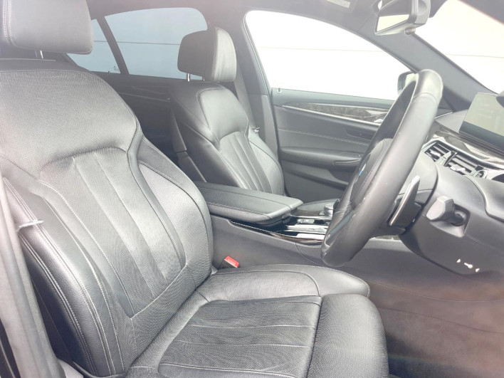 2018 BMW 5 Series DBA-JA20 (UW-69f1f7e54ceb6)[25]