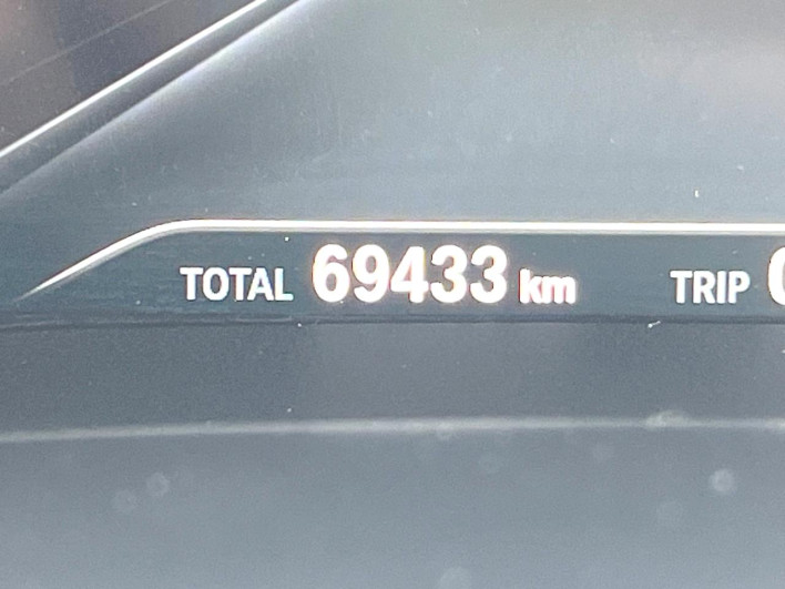 2018 BMW 5 Series DBA-JA20 (UW-69f1f7e54ceb6)[2]