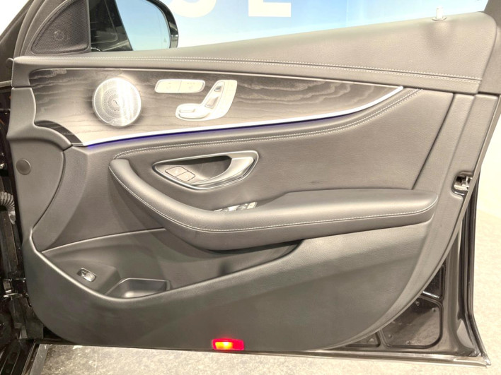 2019 Mercedes Benz E Class 4AA-213077C (UW-69f1f7eae7925)[20]
