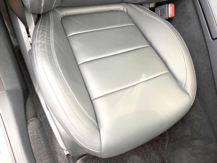 2019 Mercedes Benz E Class 4AA-213077C (UW-69f1f7eae7925)[21]