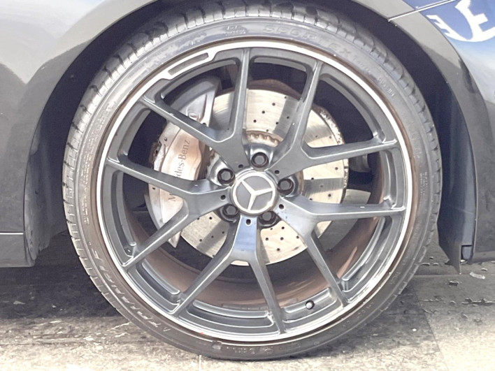 2019 Mercedes Benz E Class 4AA-213077C (UW-69f1f7eae7925)[5]