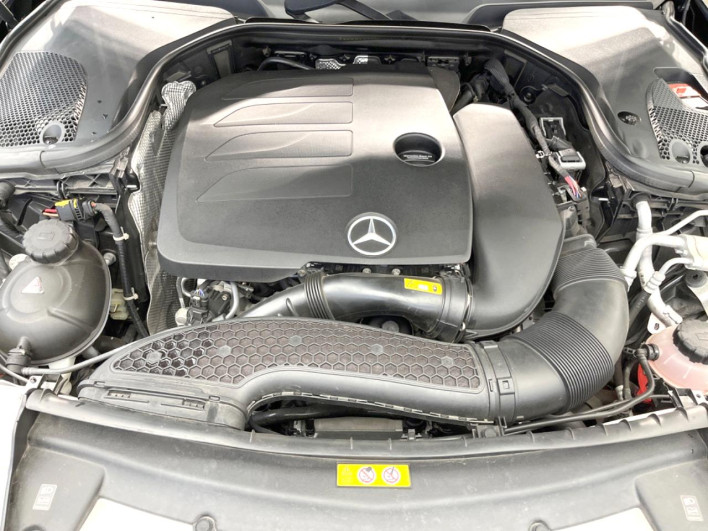2019 Mercedes Benz E Class 4AA-213077C (UW-69f1f7eae7925)[4]