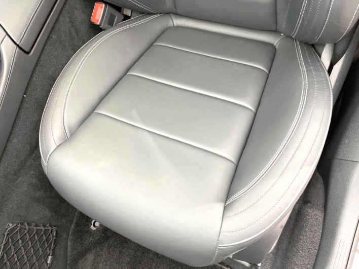 2019 Mercedes Benz E Class 4AA-213077C (UW-69f1f7eae7925)[12]
