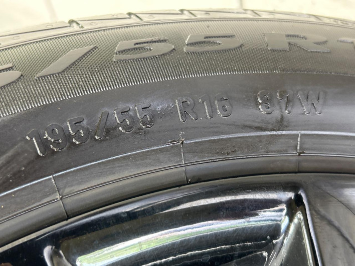2019 Rover Mini DBA-XR15M (UW-69f1f7ebda2ae)[17]