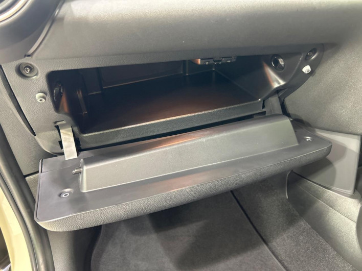 2019 Rover Mini DBA-XR15M (UW-69f1f7ebda2ae)[7]