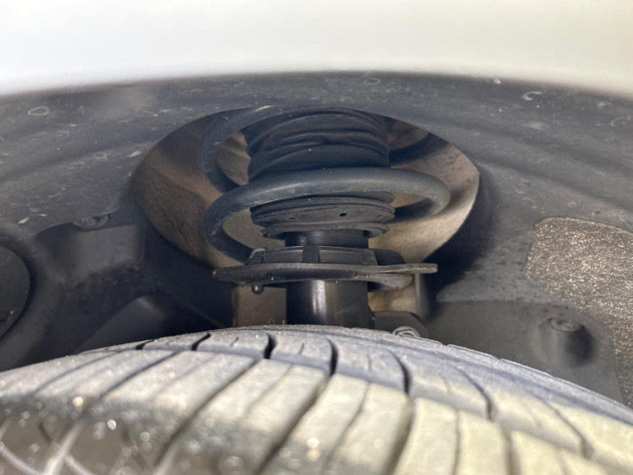 2019 Rover Mini DBA-XR15M (UW-69f1f7ebda2ae)[16]