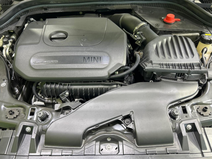 2019 Rover Mini DBA-XR15M (UW-69f1f7ebda2ae)[4]