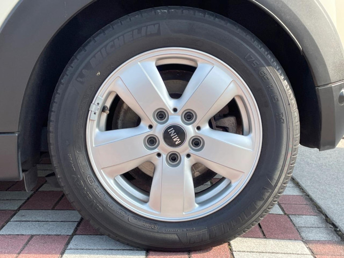 2019 Rover Mini DBA-XR15M (UW-69f1f7ec6031f)[23]