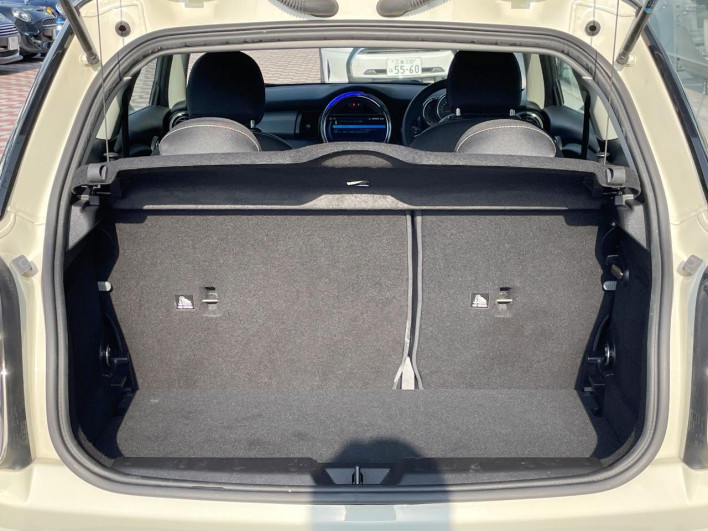 2019 Rover Mini DBA-XR15M (UW-69f1f7ec6031f)[13]