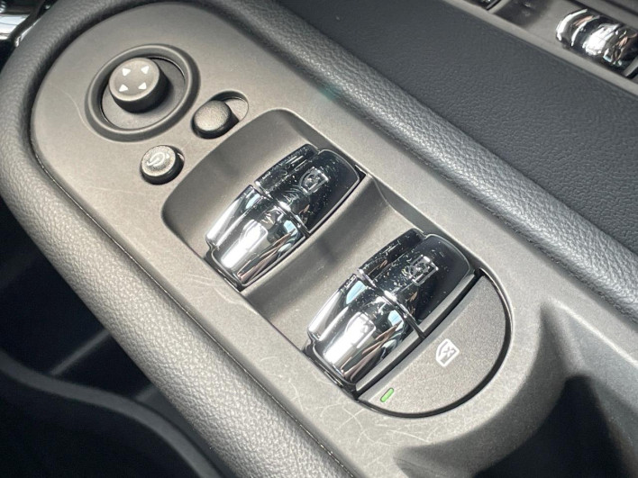 2018 Rover Mini LDA-YT20 (UW-69f1f7ed0b62e)[10]