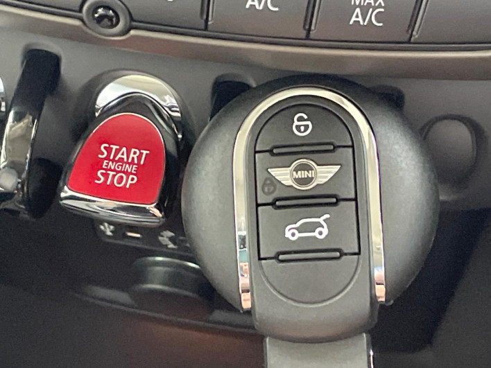 2018 Rover Mini LDA-YT20 (UW-69f1f7ed0b62e)[14]