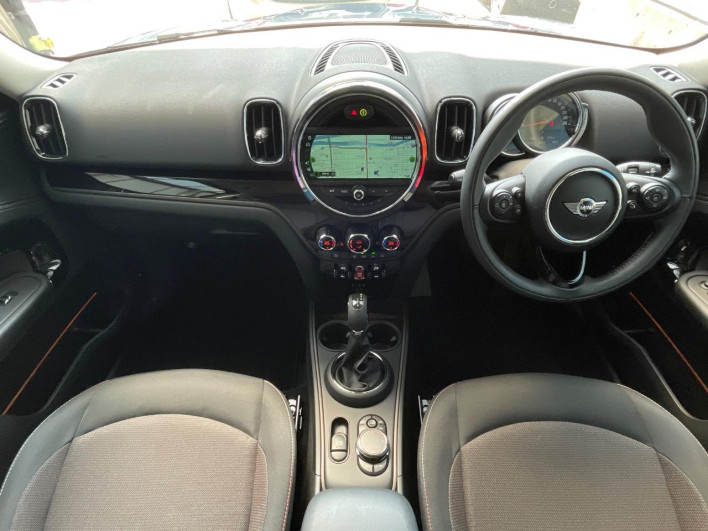 2018 Rover Mini LDA-YT20 (UW-69f1f7ed0b62e)[21]