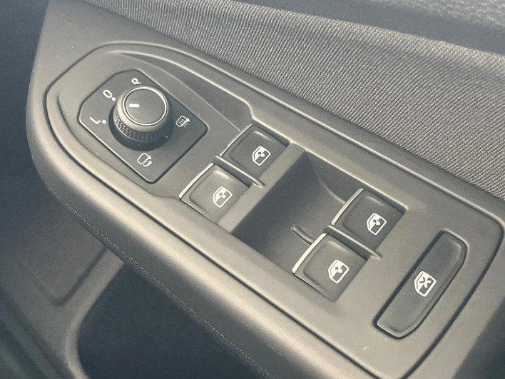 2022 Volkswagen Golf 3DA-CDDTS (UW-69f1f7ed426fa)[24]