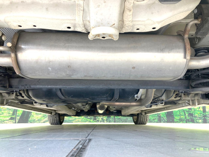 2012 Suzuki Swift Sport CBA-ZC32S (UW-69f1f7ef41762)[17]